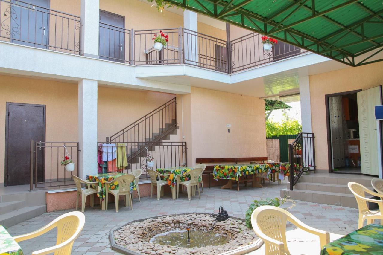 Hotel Kings Затока Экстерьер фото
