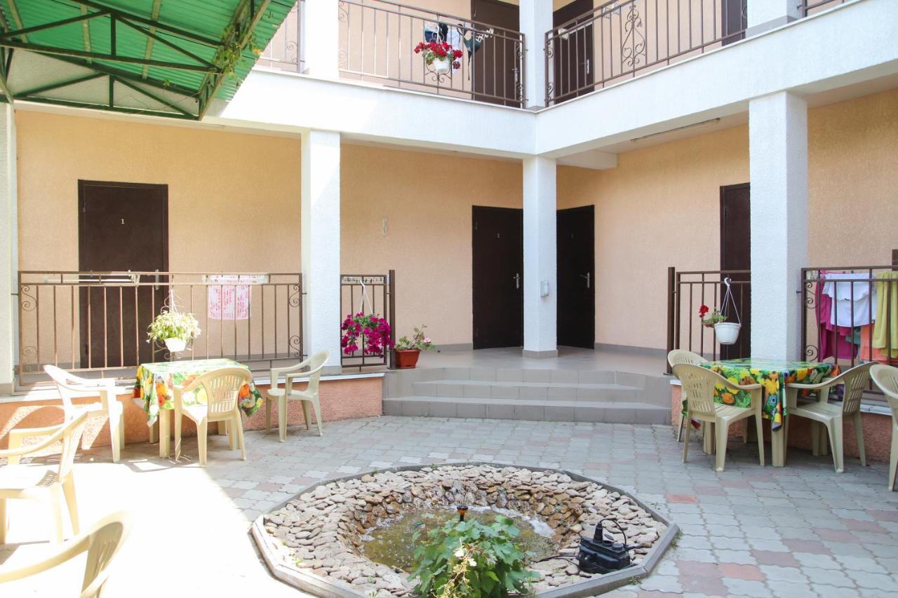 Hotel Kings Затока Экстерьер фото